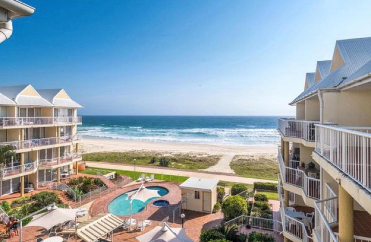 Crystal Beachfront Apartments Gold Coast Ngoại thất bức ảnh