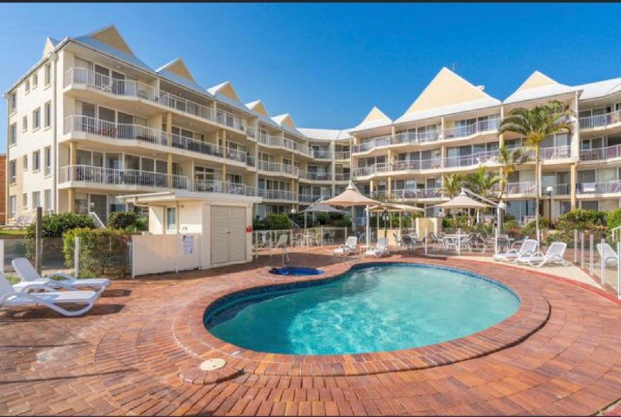 Crystal Beachfront Apartments Gold Coast Ngoại thất bức ảnh